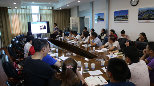 公司黨委對各支部上半年工作進行考核