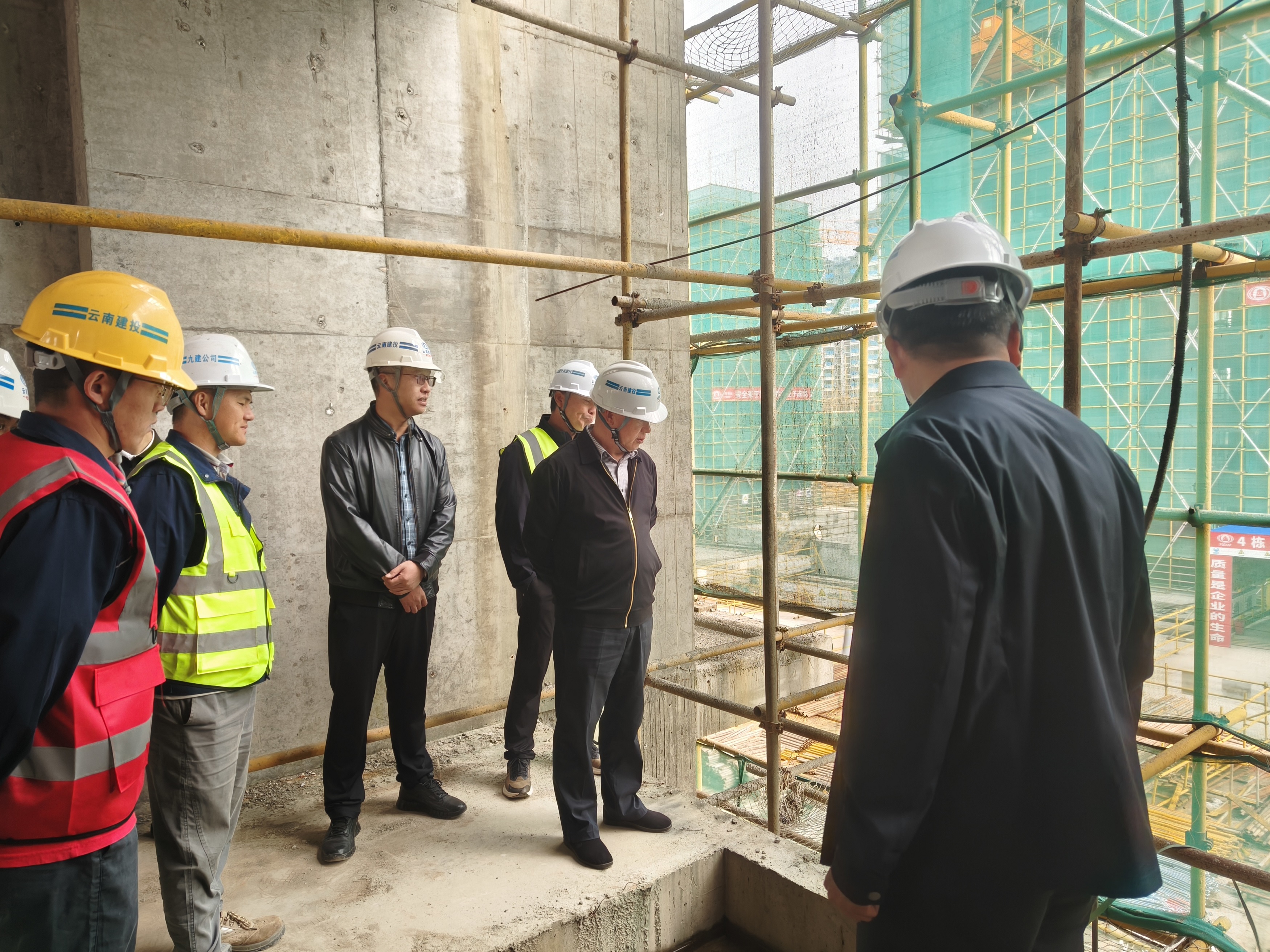 聚焦安全標桿！臨滄市住建領(lǐng)域安全生產(chǎn)標準化觀摩活動在鎮(zhèn)康保障性住房項目舉行